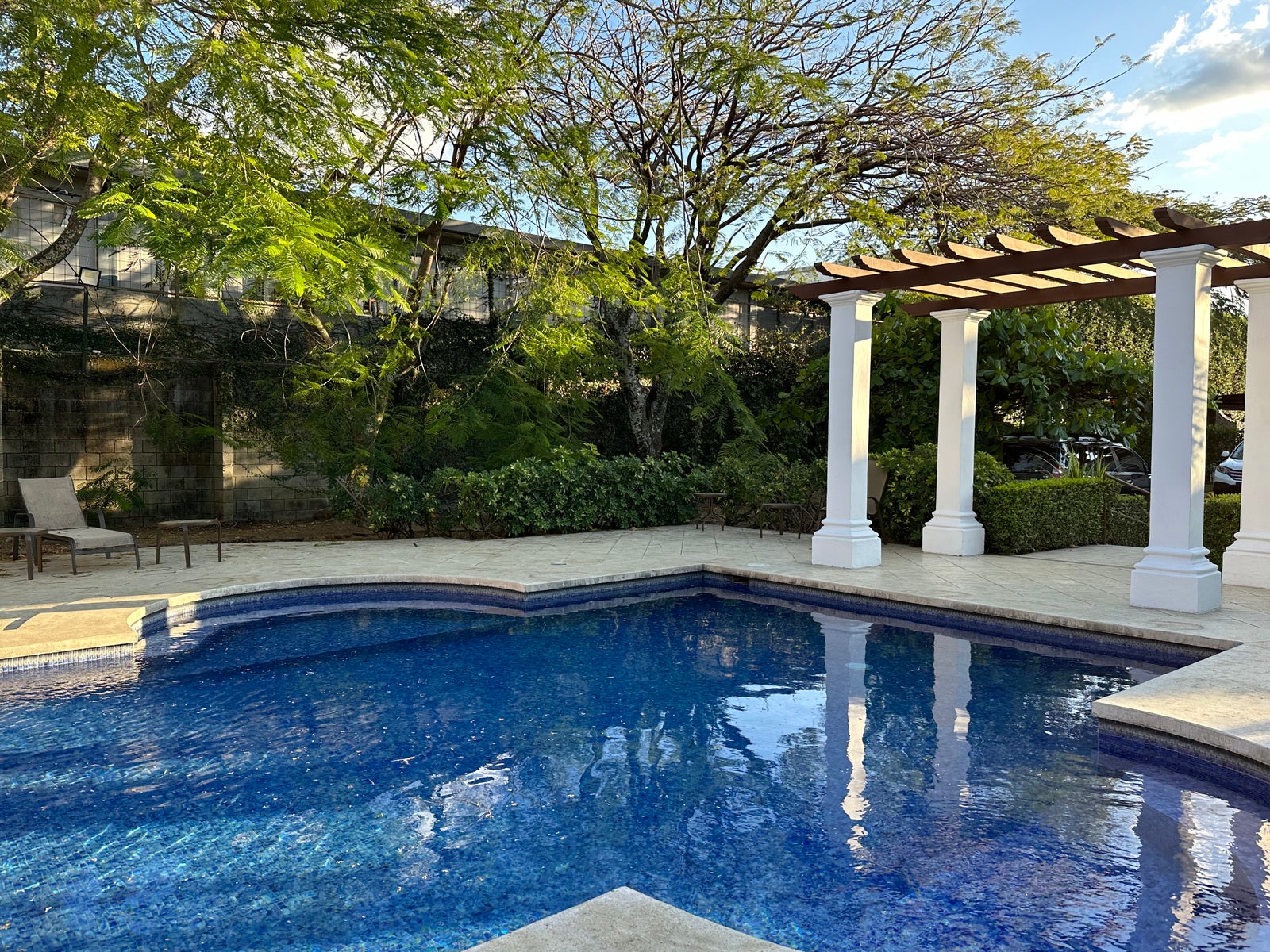 Casablanca Hacienda Lindora Residence — photo 17 of 17