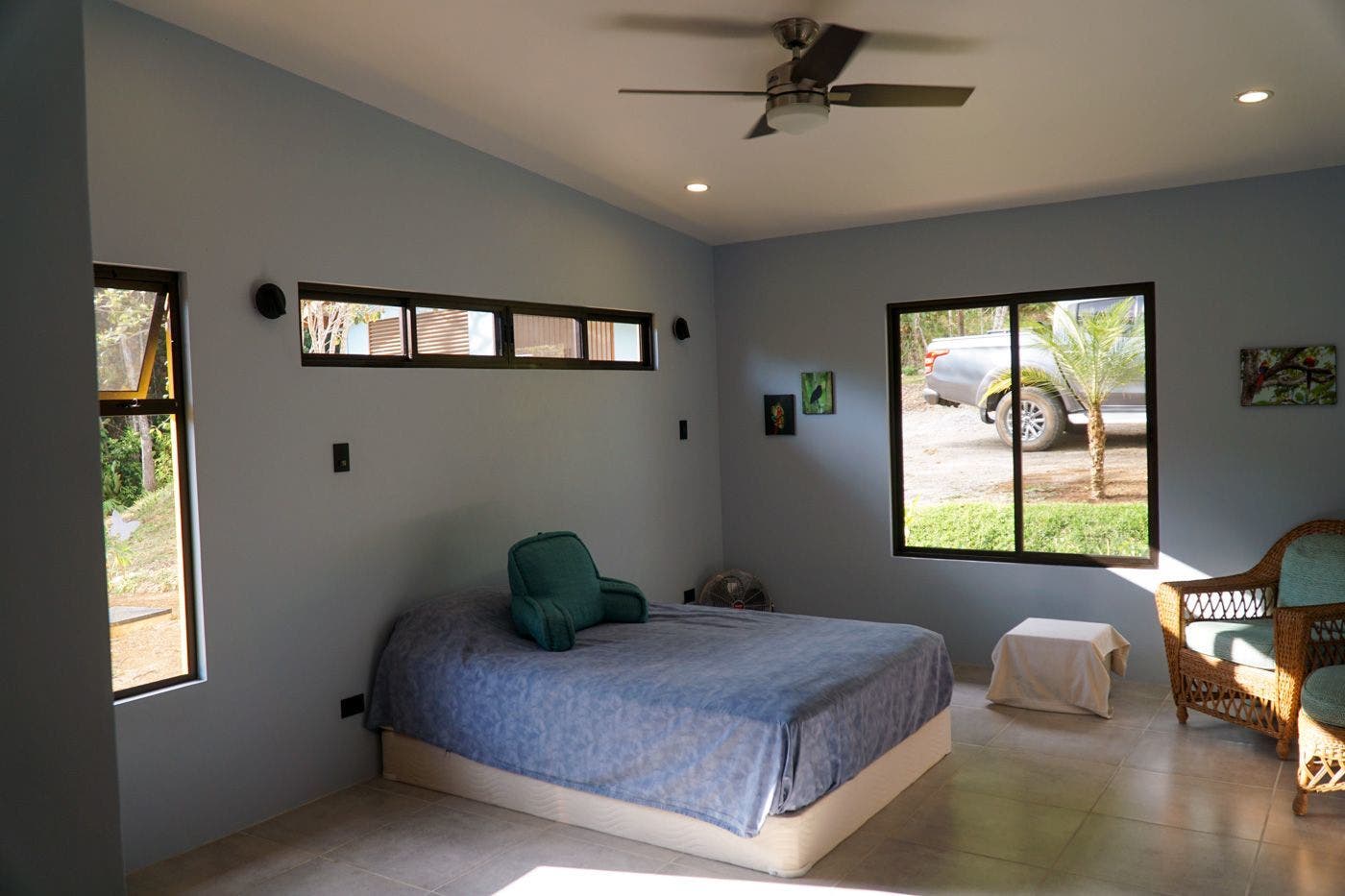 Modern New River View House on 6 Acres — photo 14 of 19