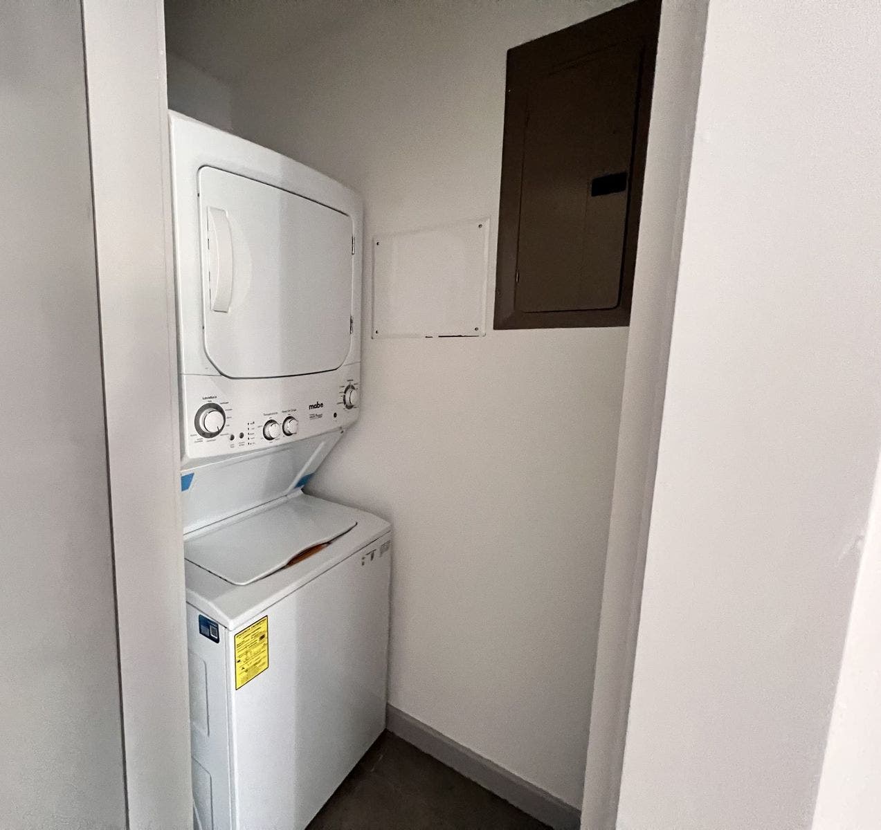 One of the last ones! Brand new modern apartment large balcony — photo 11 of 16
