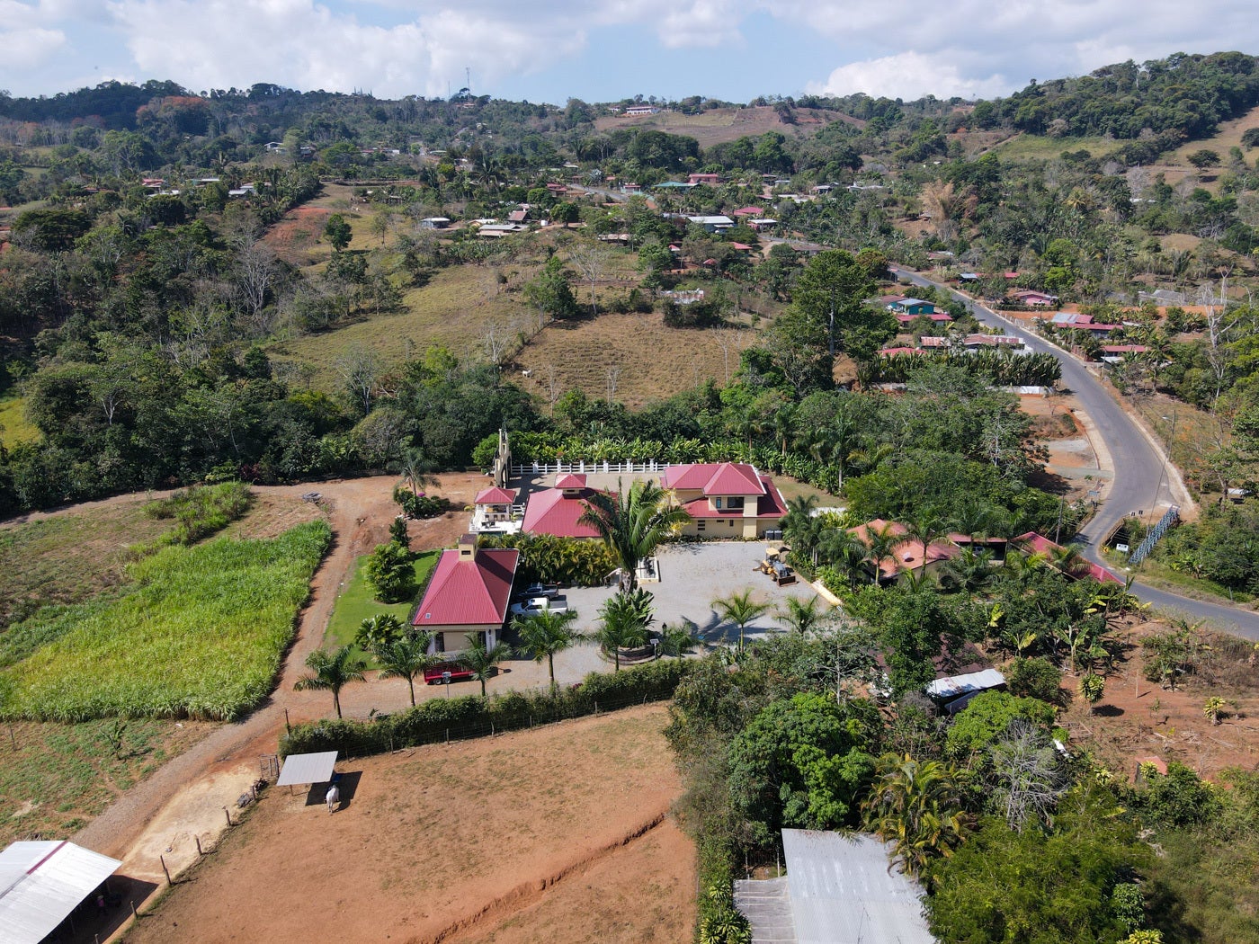 Beautiful More than Four Acre Quinta with 7BR House — photo 3 of 19
