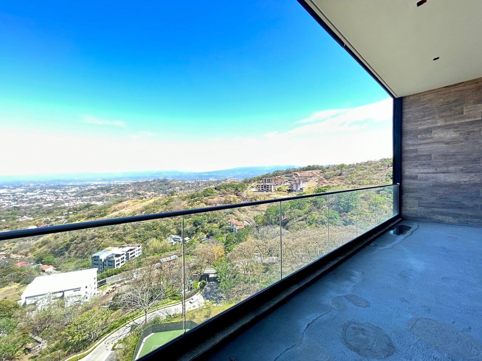 Solaris Great Views Deluxe Condo, #703 — photo 10 of 19