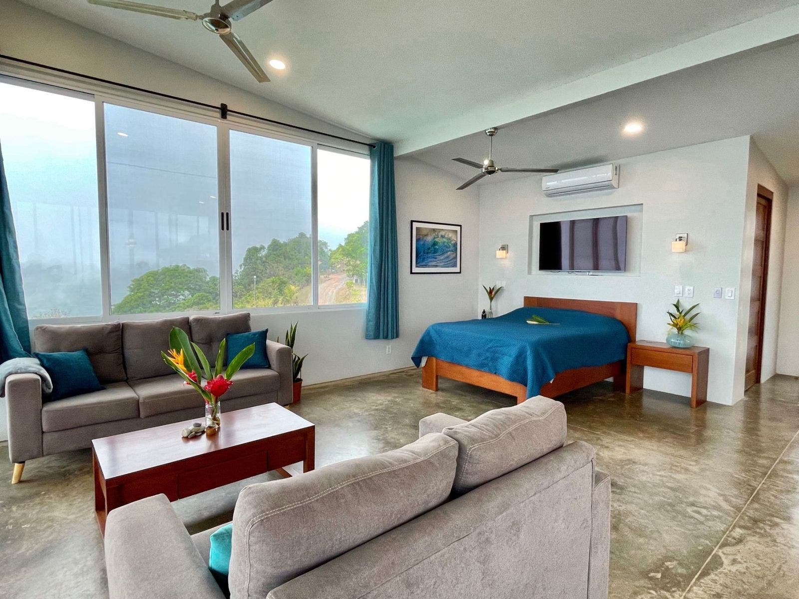 Brand New Three Storey Home With Stunning Ocean View — photo 17 of 19