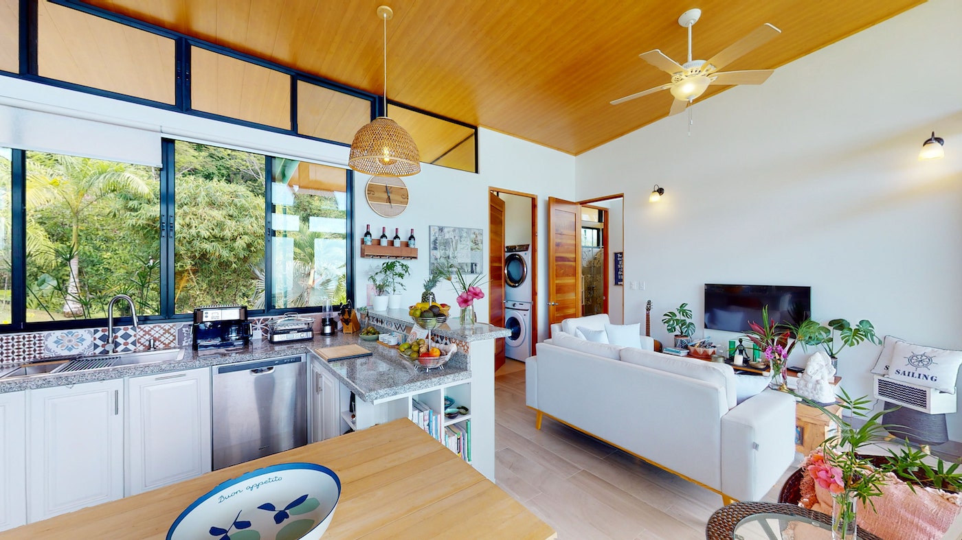 Ocean View Family Home — photo 16 of 18