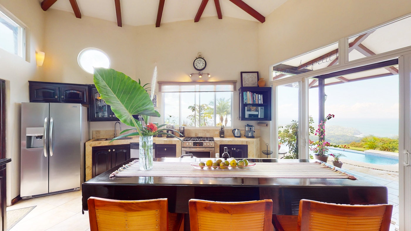 Ocean View Family Home — photo 5 of 18