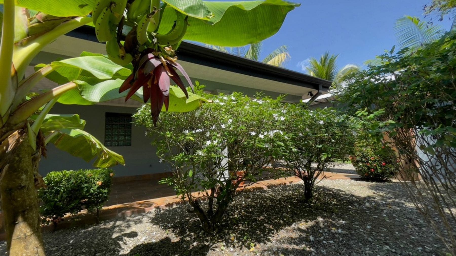 Two bedroom Home Walking Distance to the Beach — photo 11 of 19