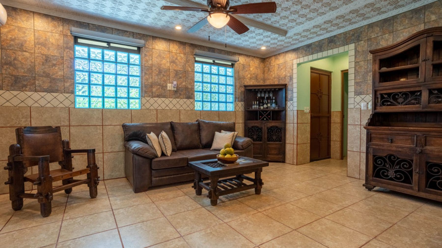 Two bedroom Home Walking Distance to the Beach — photo 17 of 19