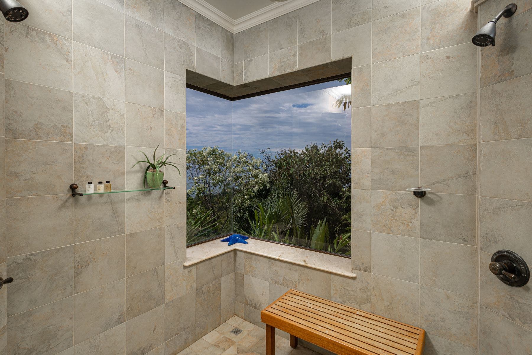 Pacific Dreams Wonderful Ocean View Luxury Villa — photo 18 of 19