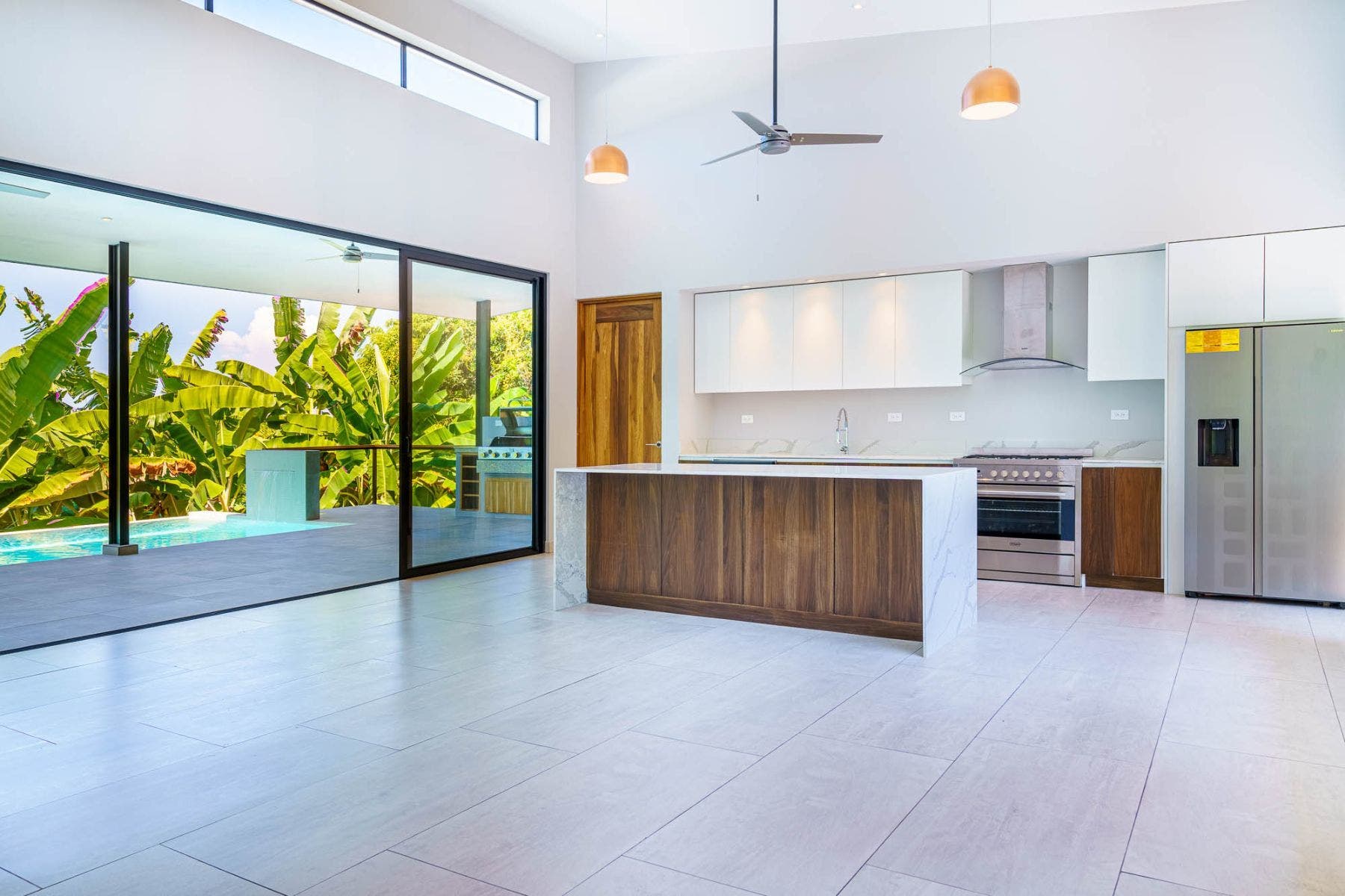 Brand New Contemporary Home in Uvita — photo 5 of 16