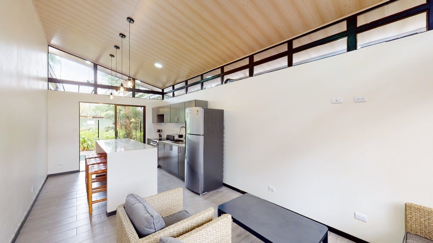 Investment Property Near Beach — photo 3 of 8