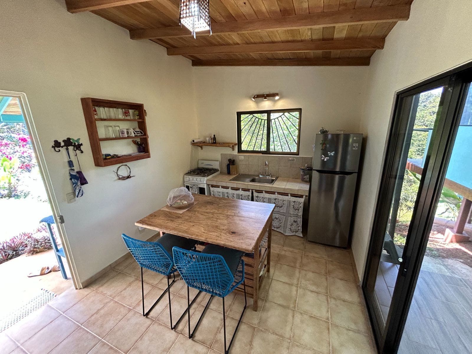 Warm and Welcoming Home La Luna in Platanillo — photo 17 of 19