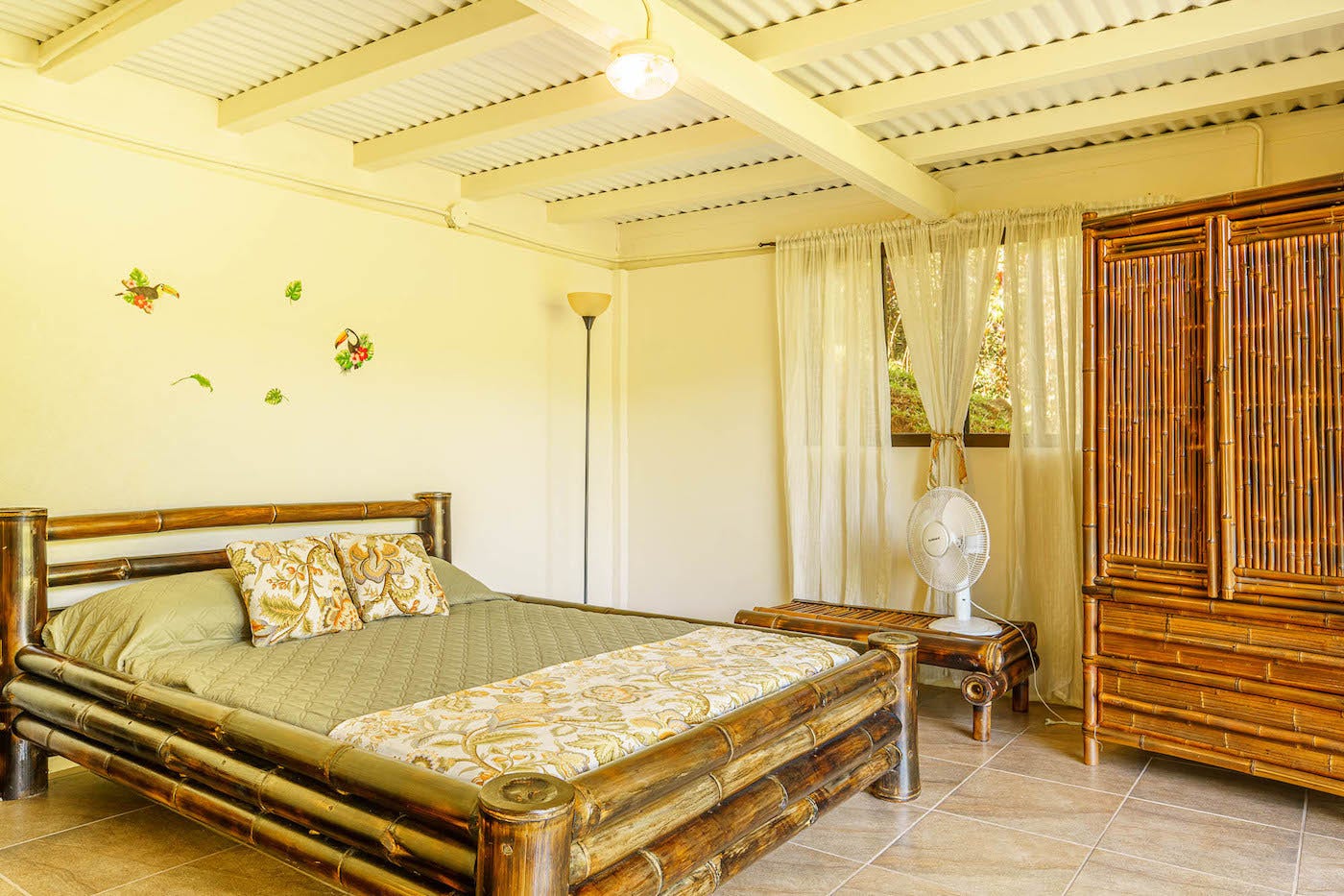 Multi bedroom house in the peaceful town of Ojochal — photo 7 of 14