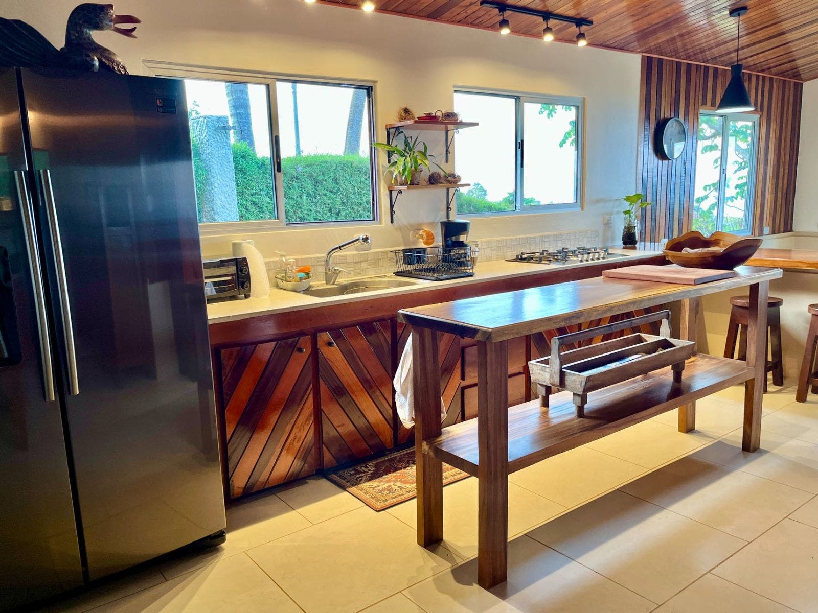 Charming Home in Playa Hermosa with Stunning Sunset and Ocean View — photo 4 of 18