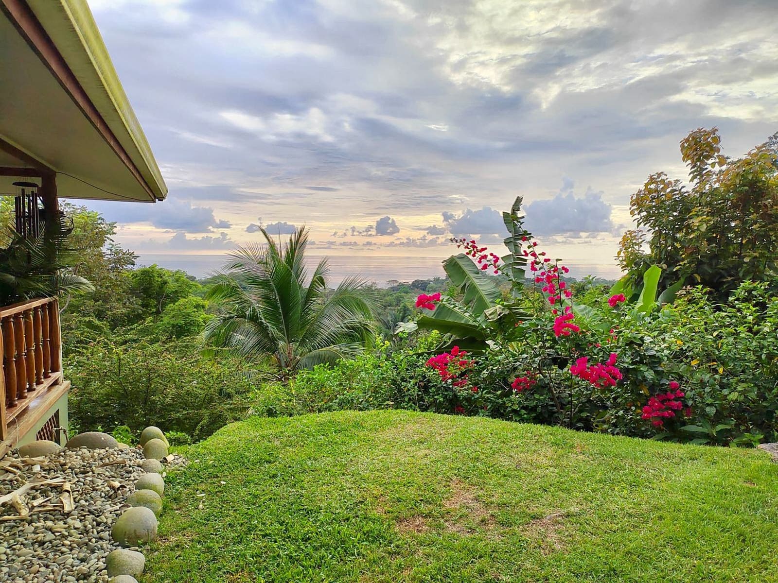 Charming Home in Playa Hermosa with Stunning Sunset and Ocean View — photo 3 of 18