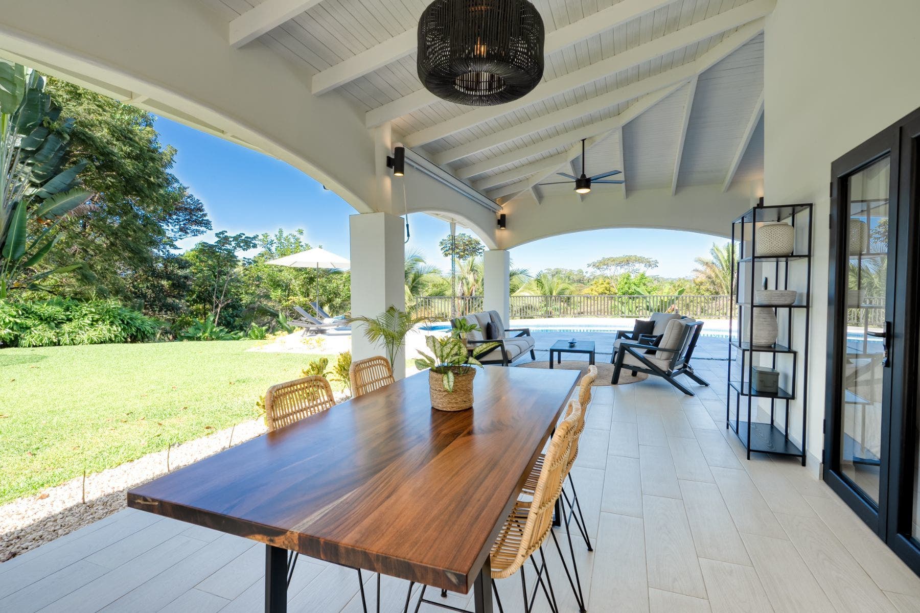 Wonderful Luxury Home with Pool in Ojochal — photo 14 of 19