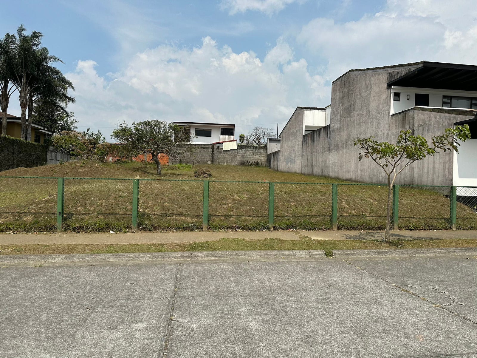 Prados Del Este, Prados Del Este, Granadilla, Curridabat, 513, San Jose, Costa Rica 11801 — foto 3 de 5