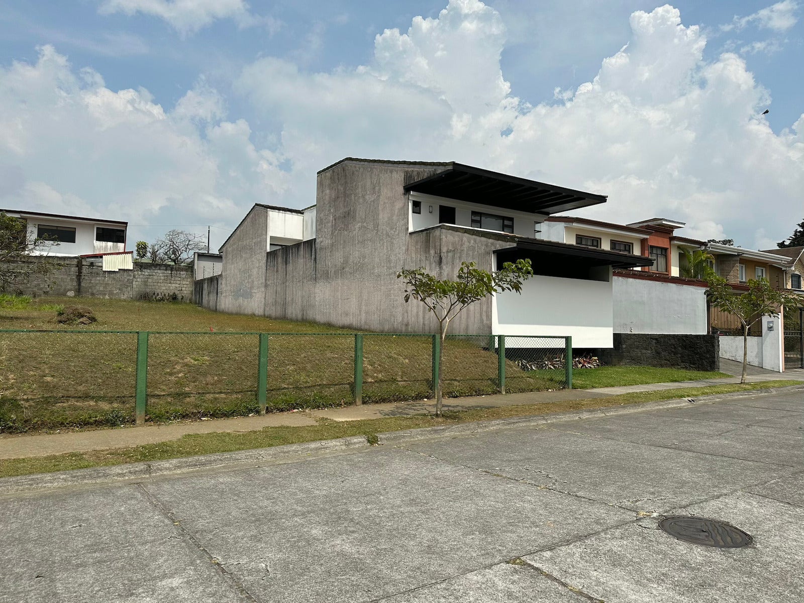 Prados Del Este, Prados Del Este, Granadilla, Curridabat, 513, San Jose, Costa Rica 11801 — foto 4 de 5