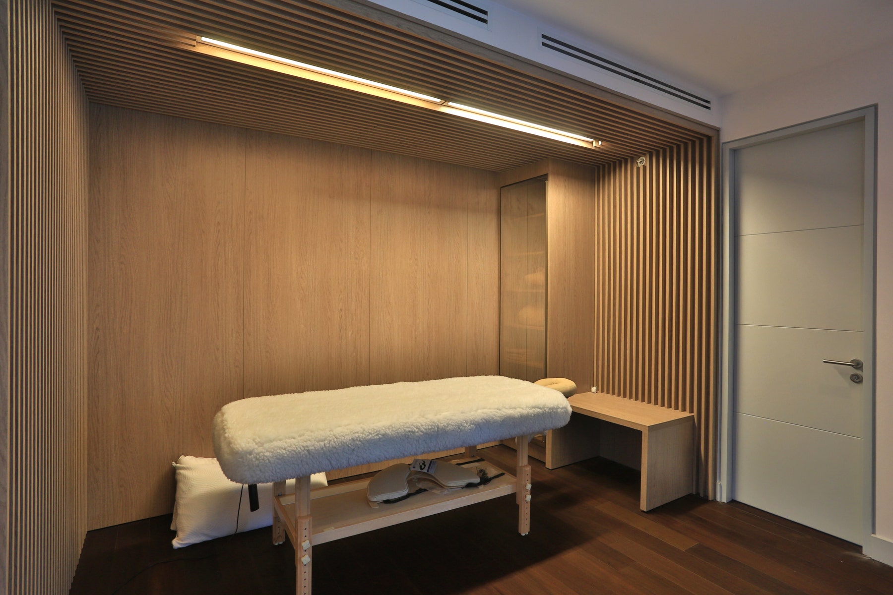State of the Art Central Park Residence — photo 16 of 16