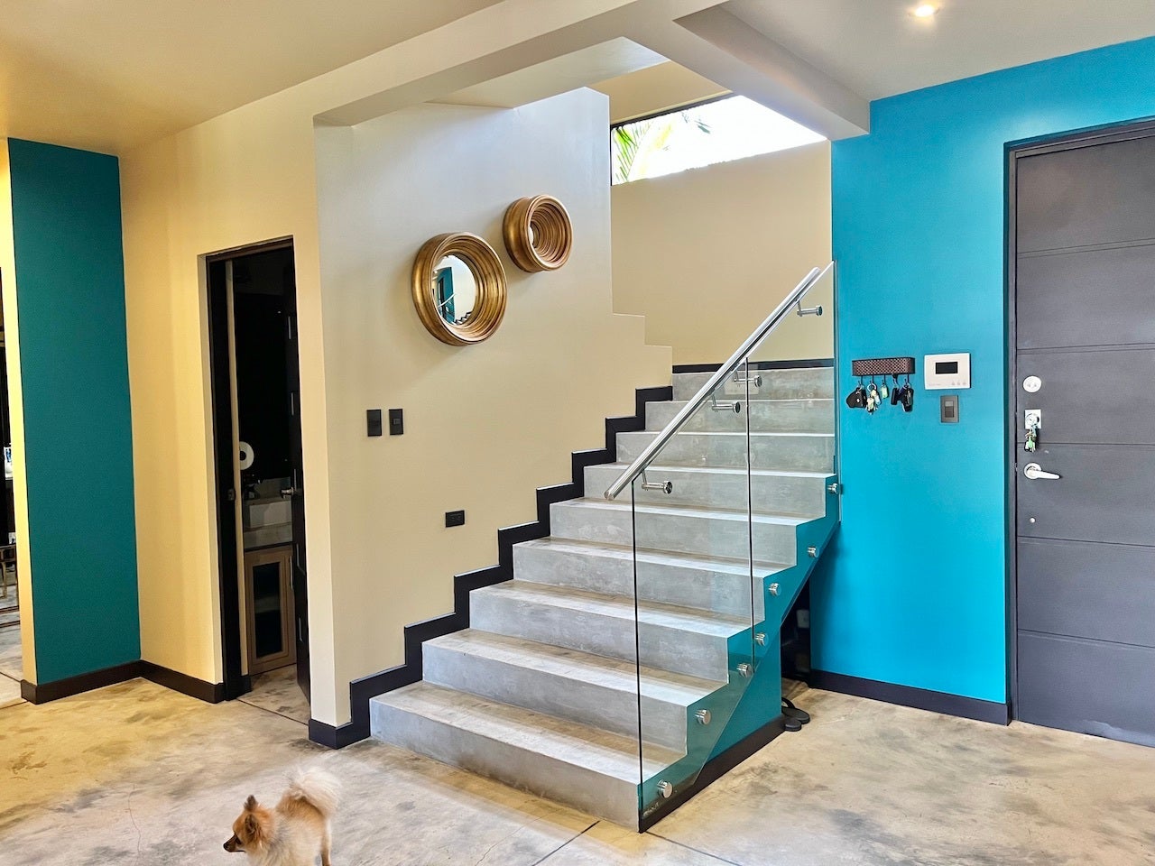 Luxurious Seven Bedroom Villa with Private Guesthouse — photo 14 of 19
