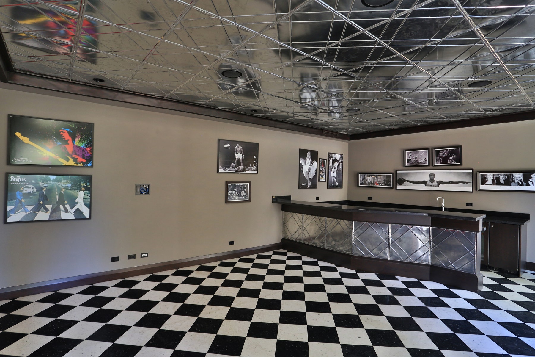 Villa Real Mediterranean Estate — photo 19 of 19