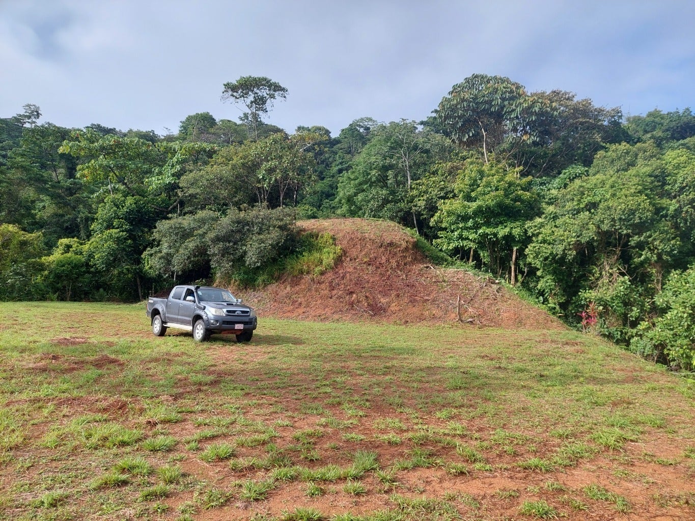 Tres Rios Private 5 Acre Ocean and Mountain View Lot — photo 8 of 10