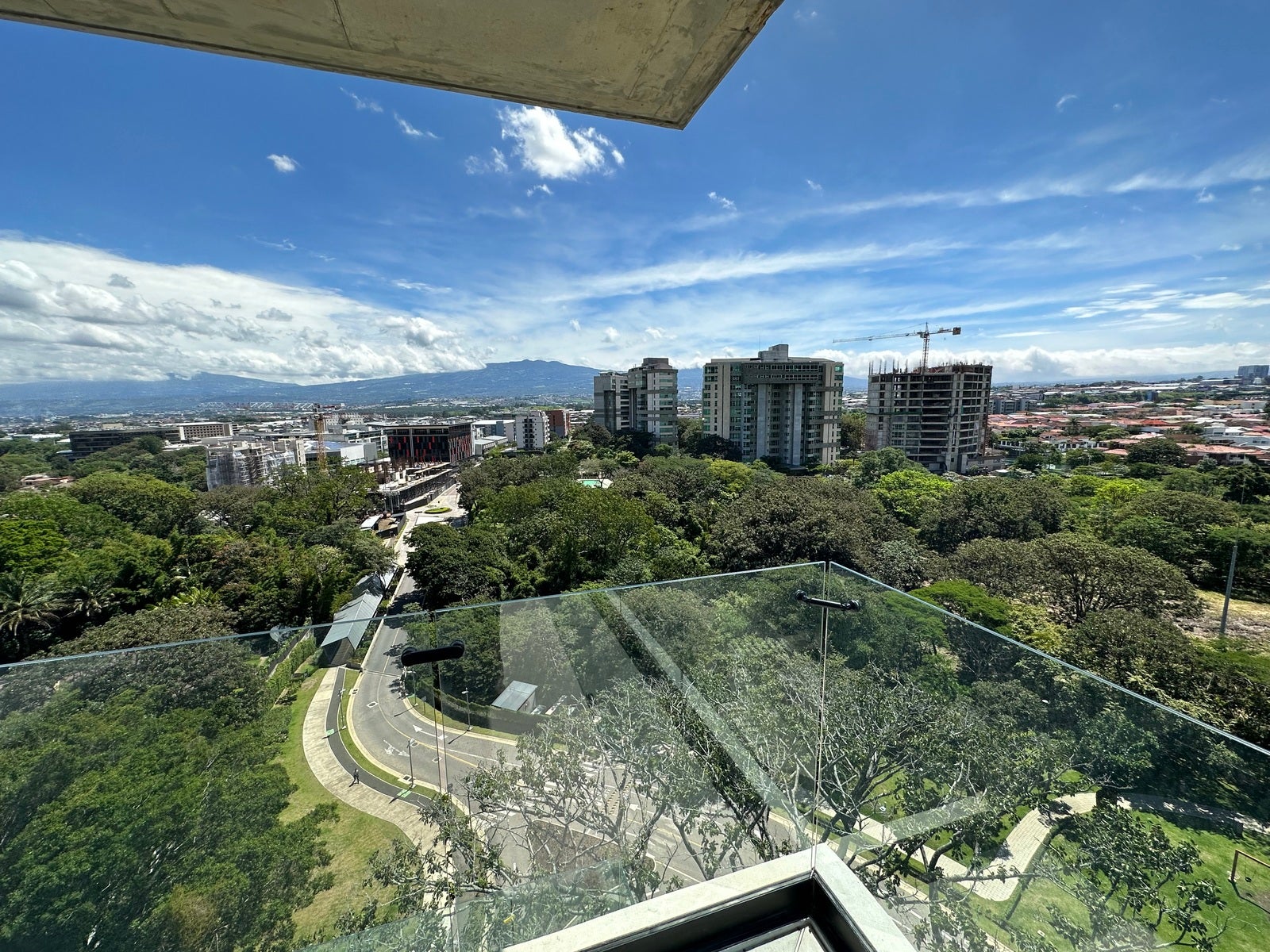 10th Floor Avenida Escazu 402 Residence, #10 — photo 7 of 19