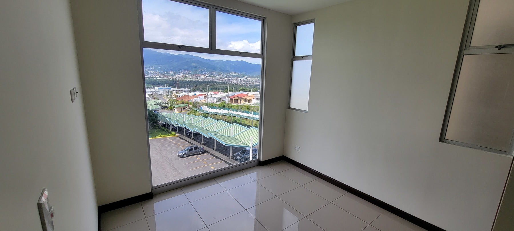 San Marino Towers Apartments — photo 7 of 10
