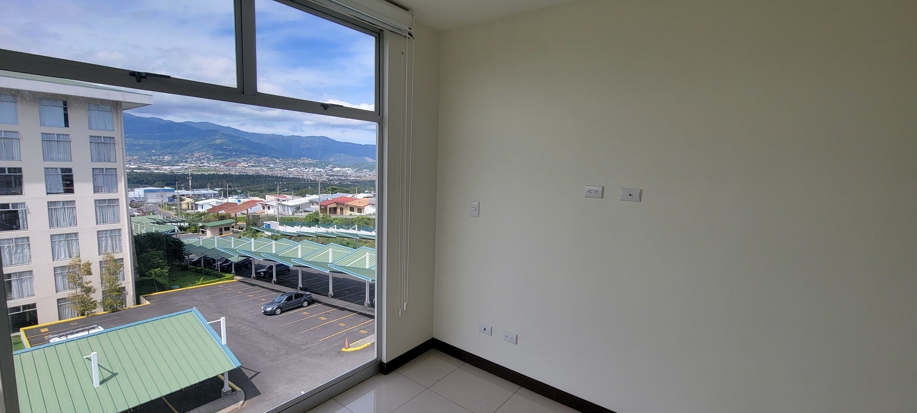 San Marino Towers Apartments — photo 9 of 10