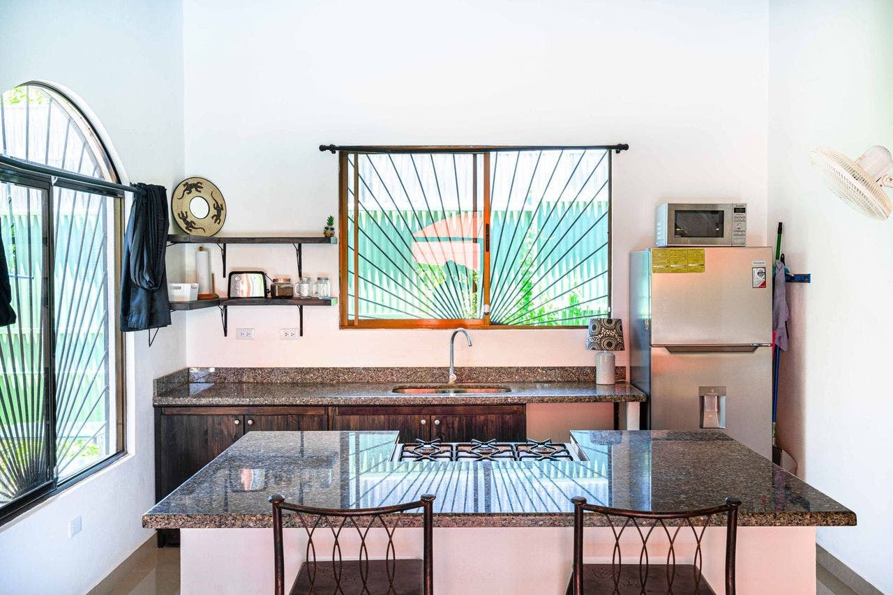 Elegant home in Playa Hermosa. — photo 13 of 19
