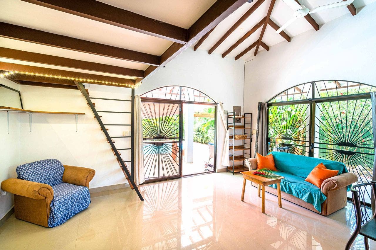 Elegant home in Playa Hermosa. — photo 17 of 19