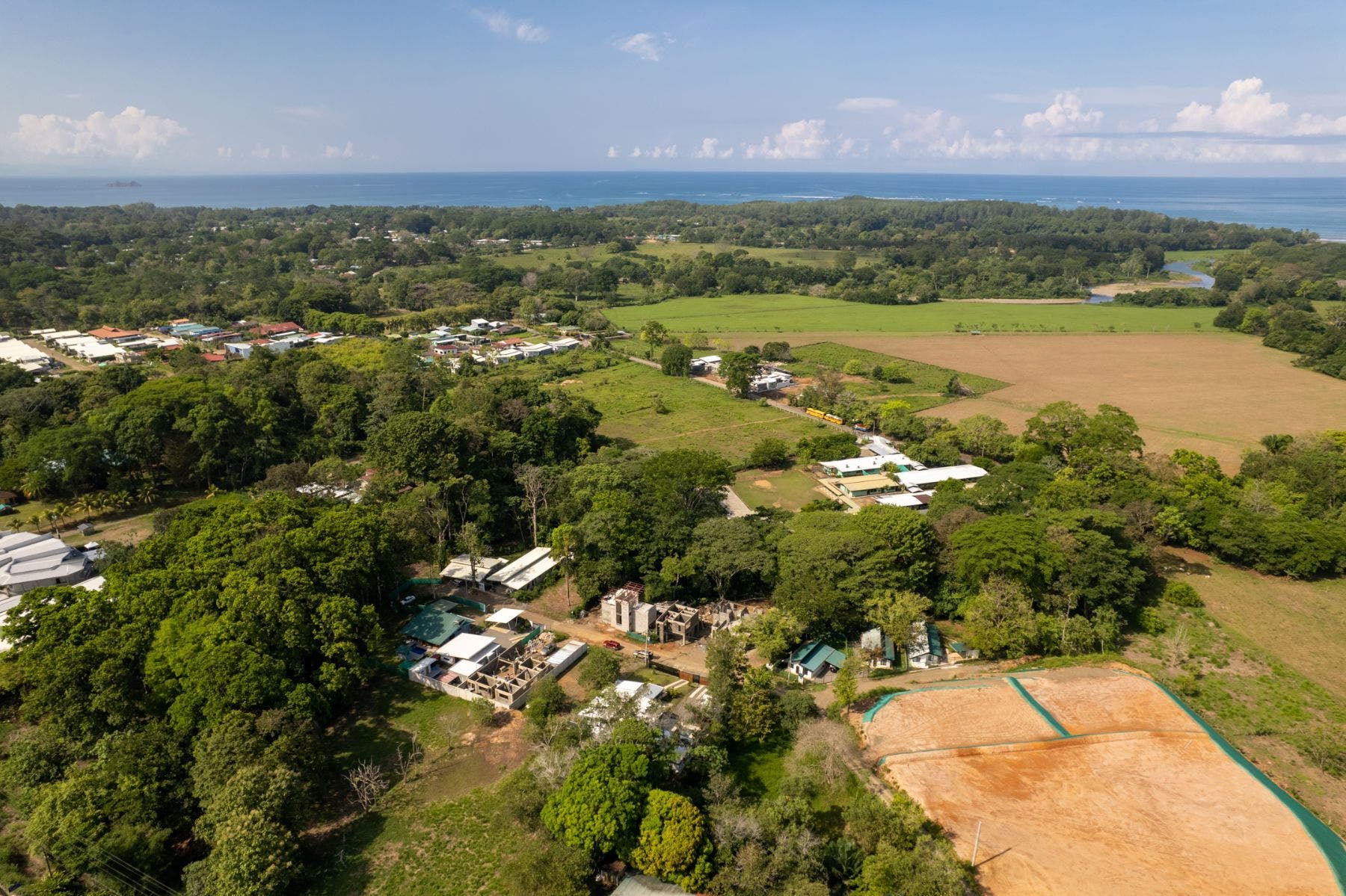 Gorgeous Brand New Home with Pool in Uvita — photo 2 of 16