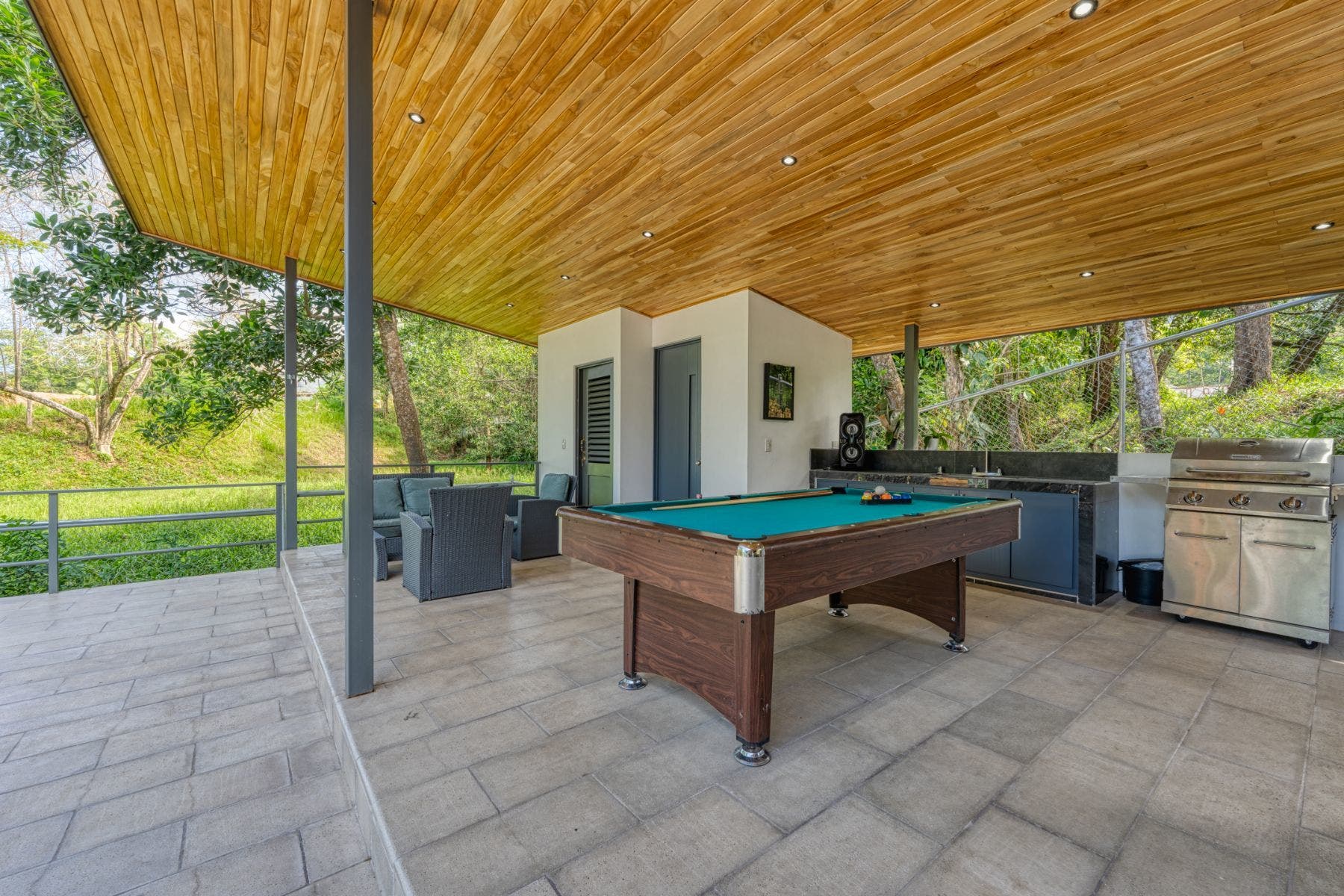 Gorgeous Brand New Home with Pool in Uvita — photo 12 of 16