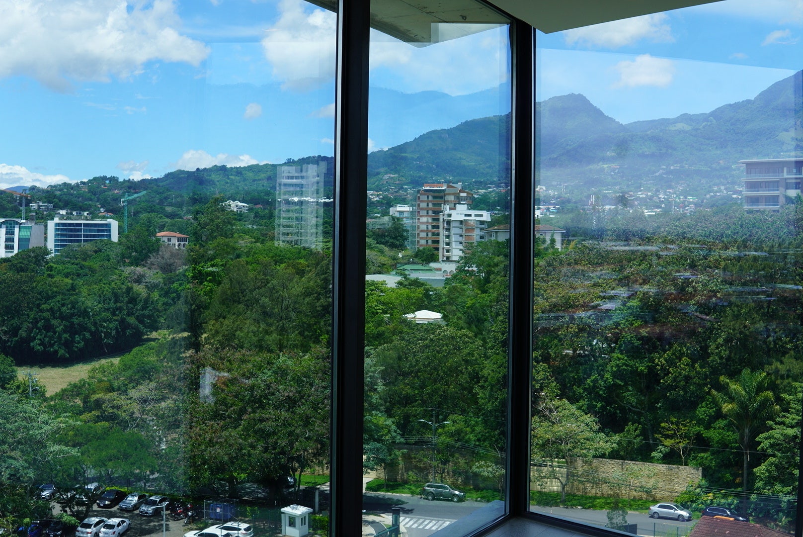 10th Floor Avenida Escazu 402 Residence, #10 — photo 13 of 19