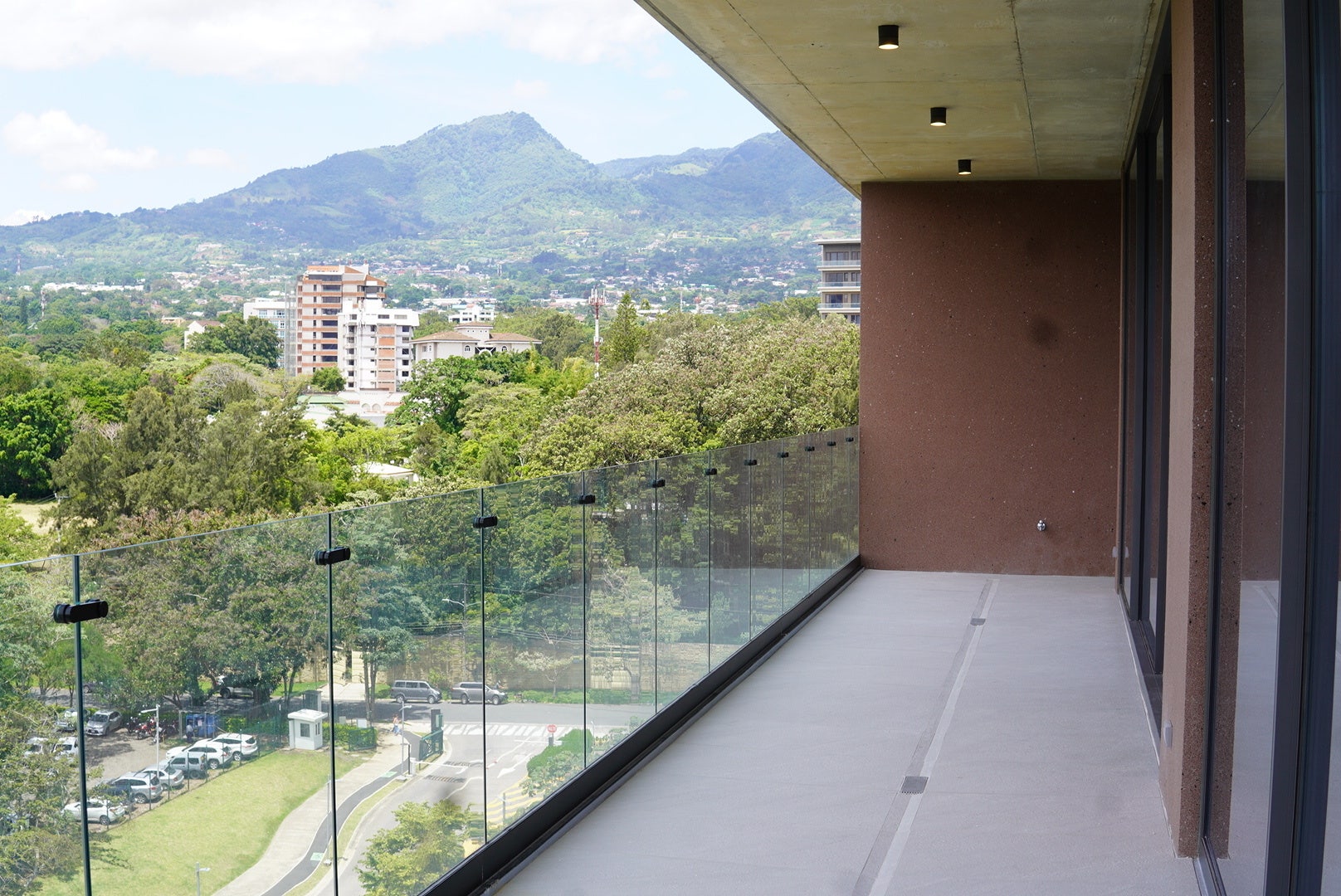 10th Floor Avenida Escazu 402 Residence, #10 — photo 6 of 19