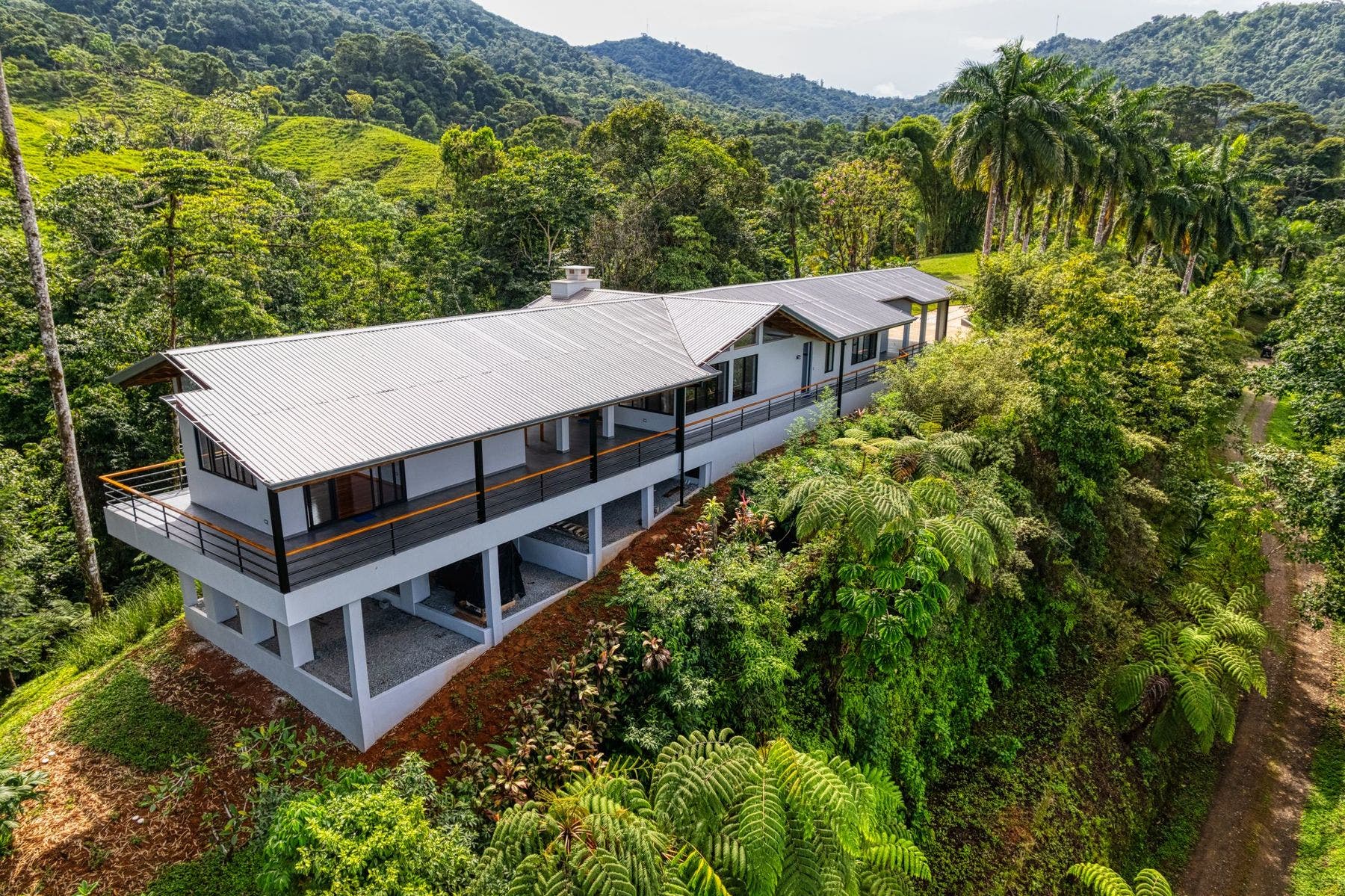 Ocean and Mountain View New Home, Tinamastes, Perez Zeledon, Perez Zeledon, San Jose, Costa Rica 11901 — photo 3 of 5
