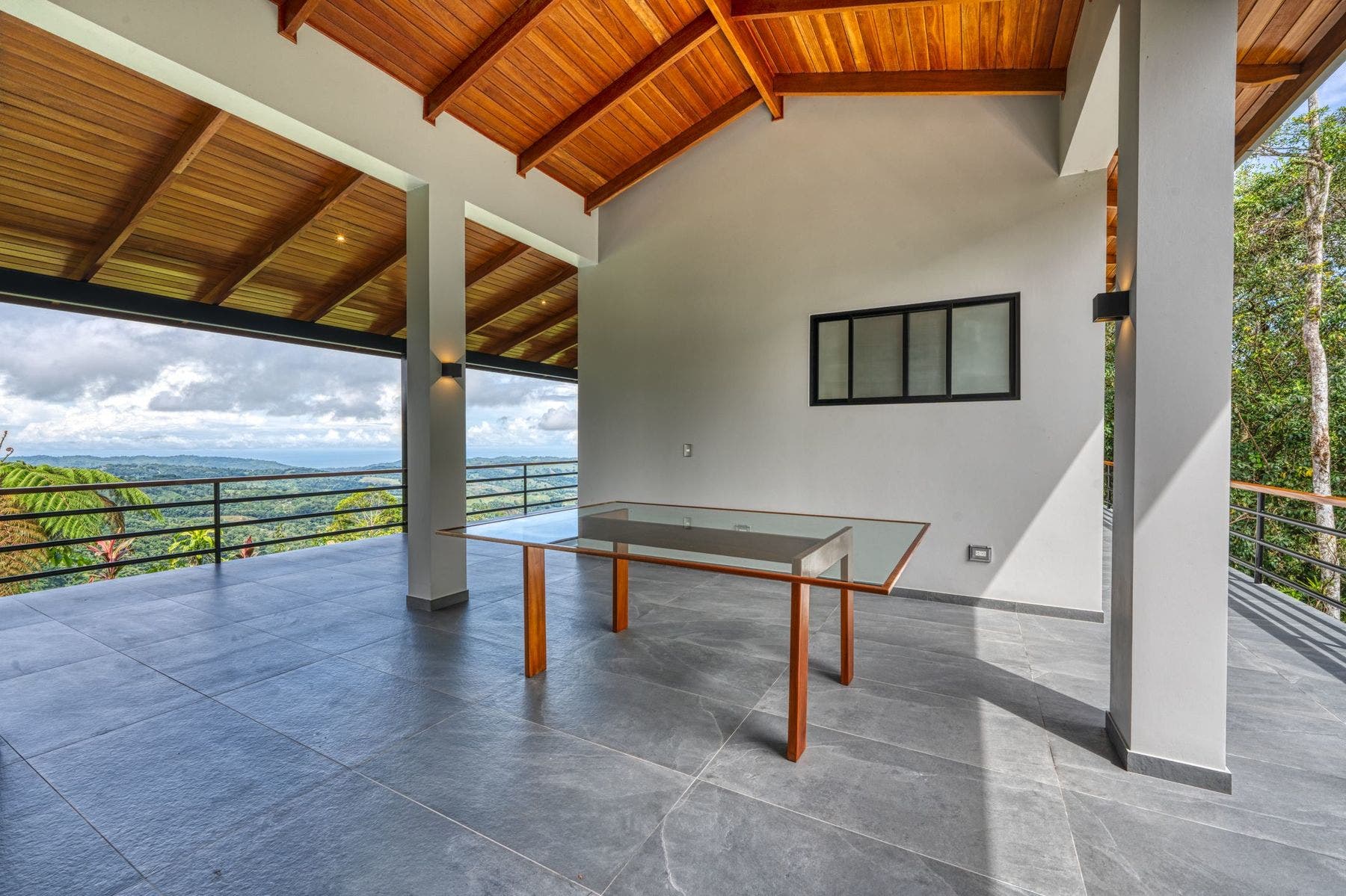 Ocean and Mountain View New Home — photo 8 of 19