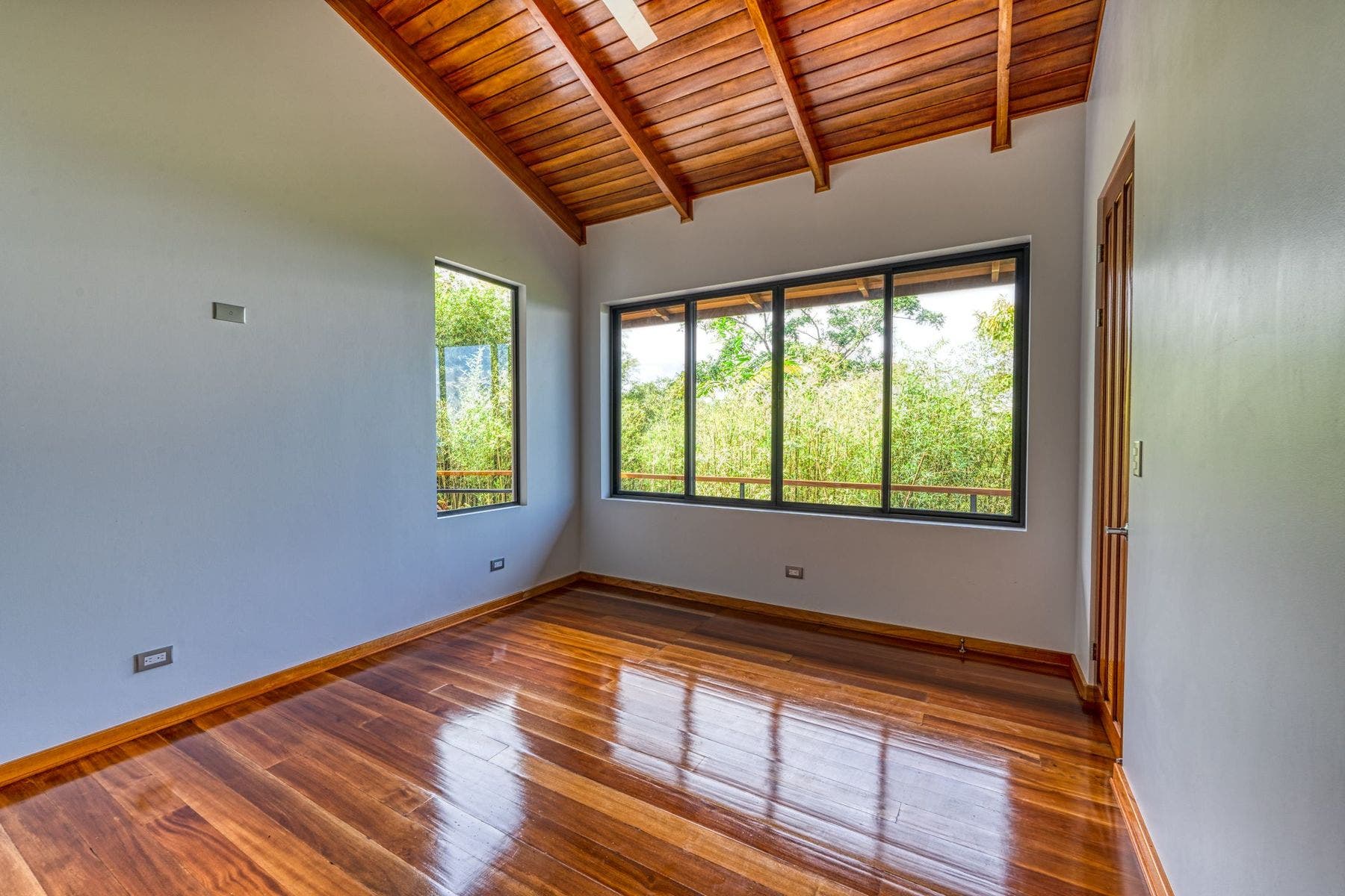Ocean and Mountain View New Home — photo 19 of 19