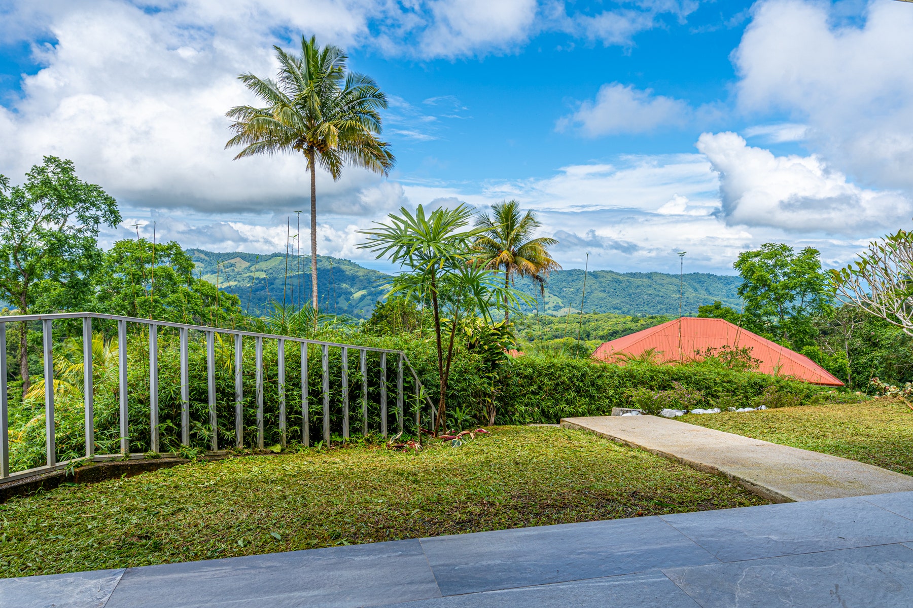 Mountain-Side Oasis: Spectacular Ocean View Property with Endless Investment Potential — photo 8 of 19