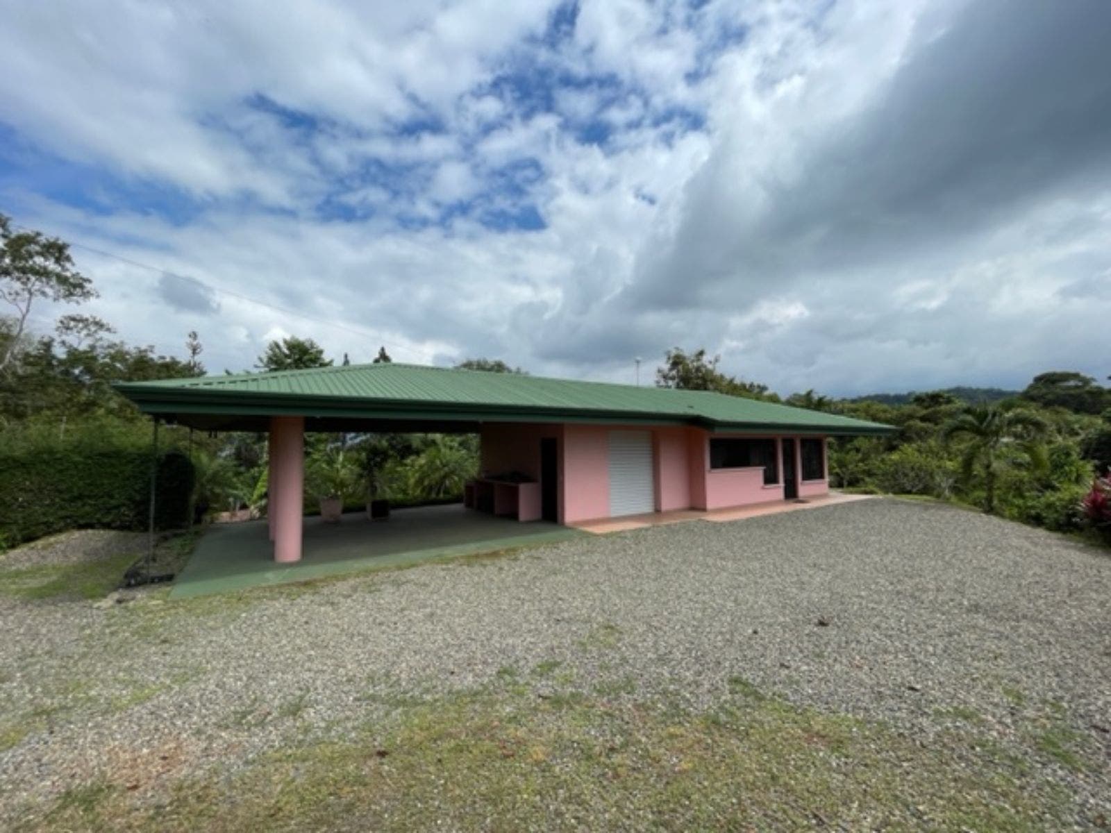 Stunning Mountain Property with Ocean Views — photo 7 of 19