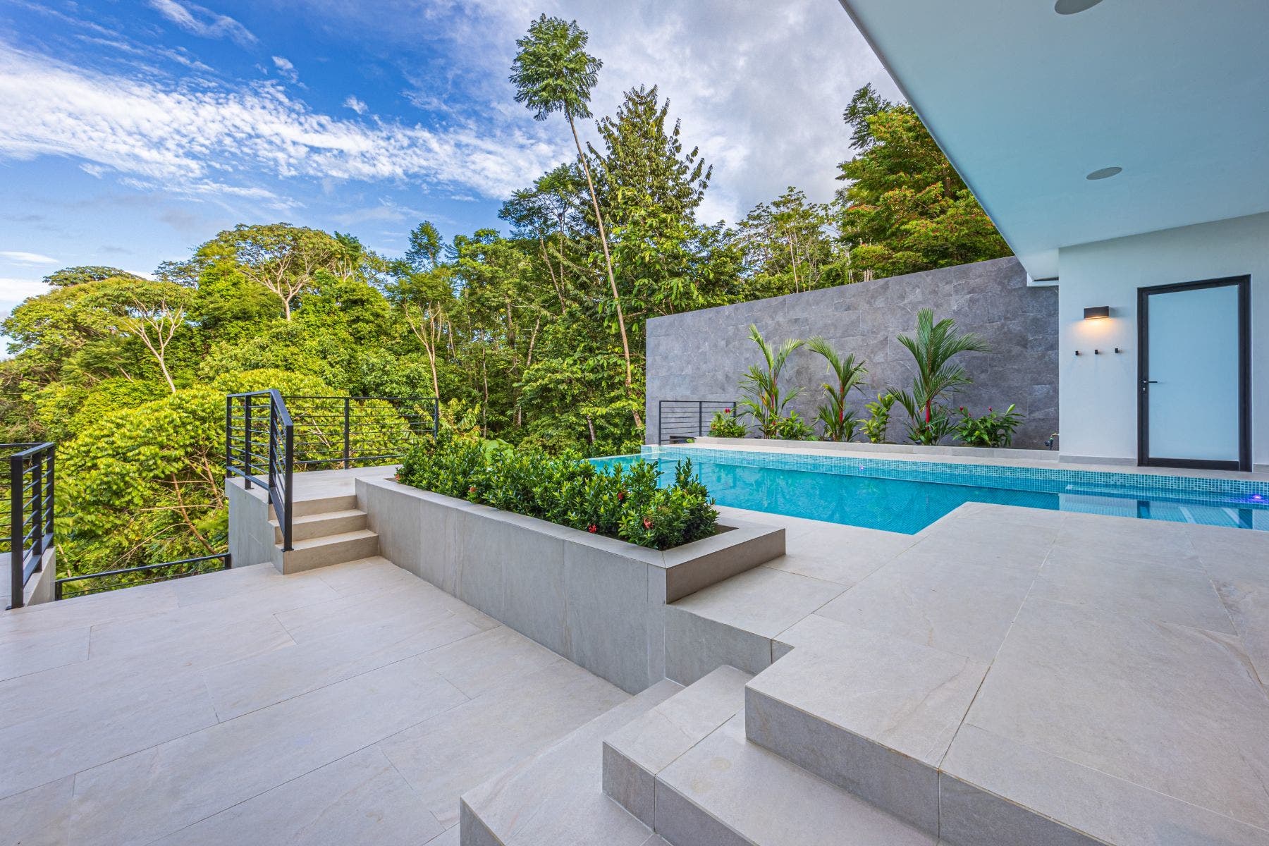 Residential Luxury Gem — photo 9 of 19