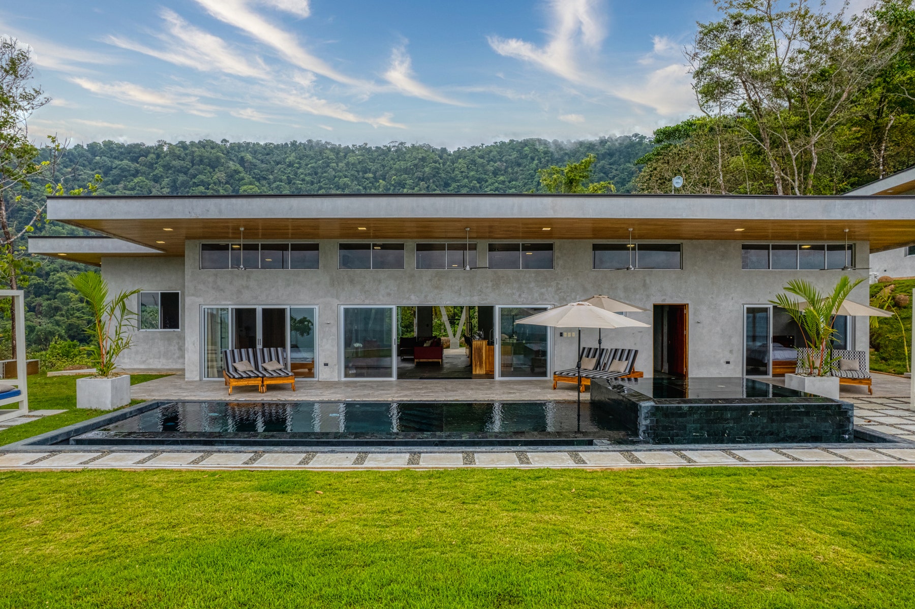 New Luxury Estate with Panoramic Views, Dominical, Savegre, Osa, Puntarenas, Costa Rica 60602