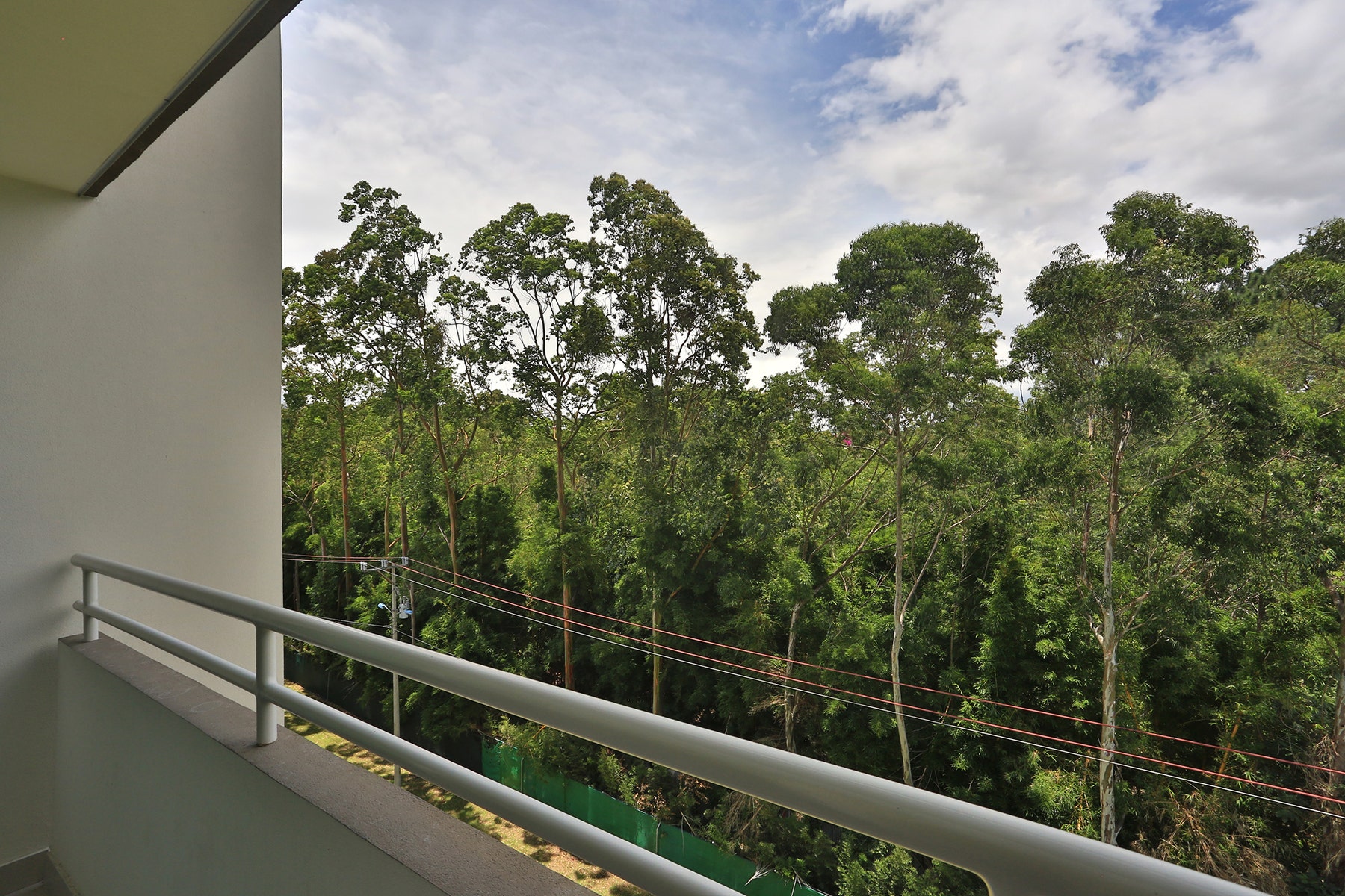 Torres de Heredia One Bedroom Condo — photo 14 of 16