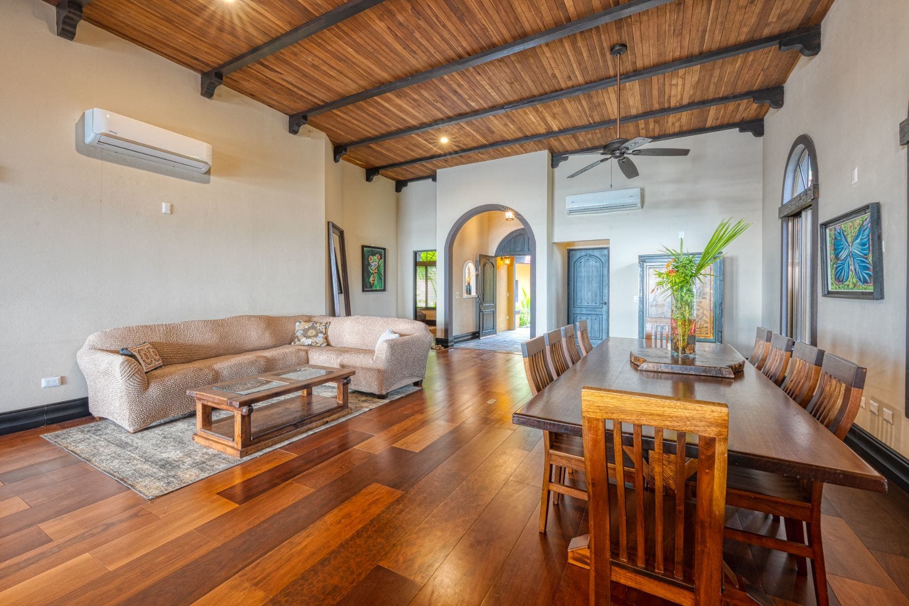 Colonial Luxury Estate in Uvita — photo 4 of 19