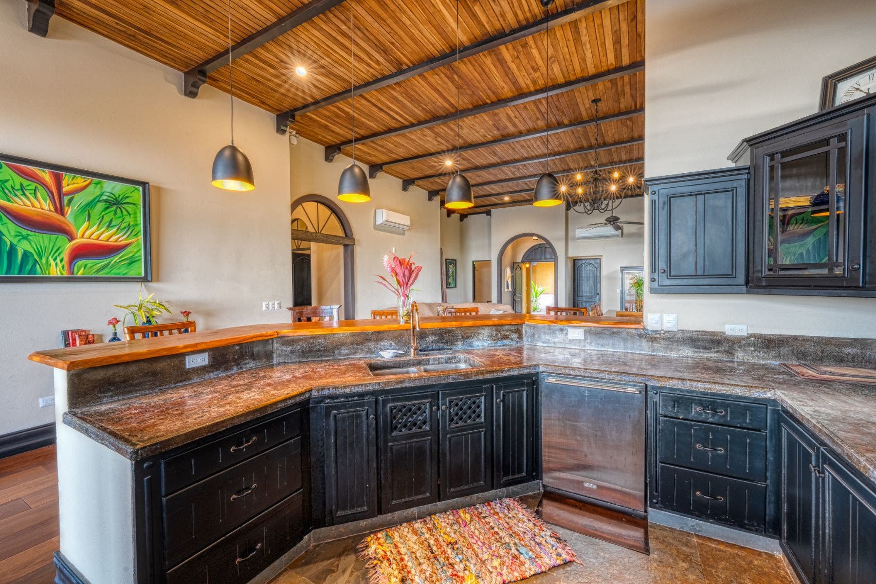 Colonial Luxury Estate in Uvita — photo 5 of 19
