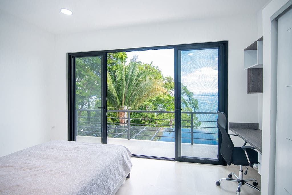 Stunning Brand-New Villa in Exclusive Altos de Leonamar Oceanfront Community — photo 4 of 19