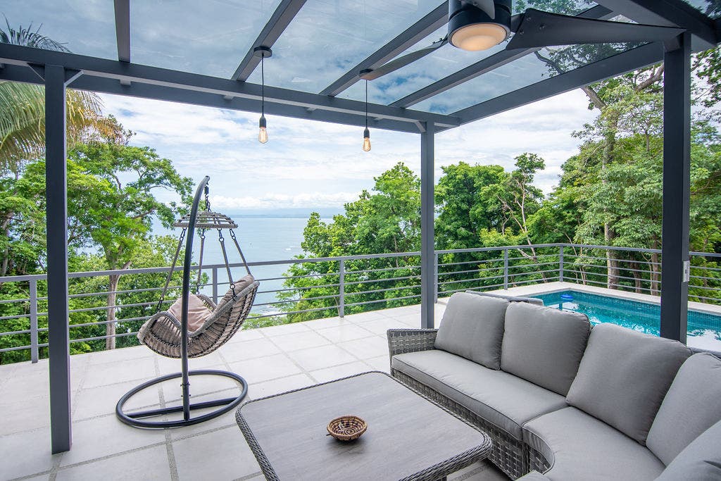 Stunning Brand-New Villa in Exclusive Altos de Leonamar Oceanfront Community — photo 14 of 19