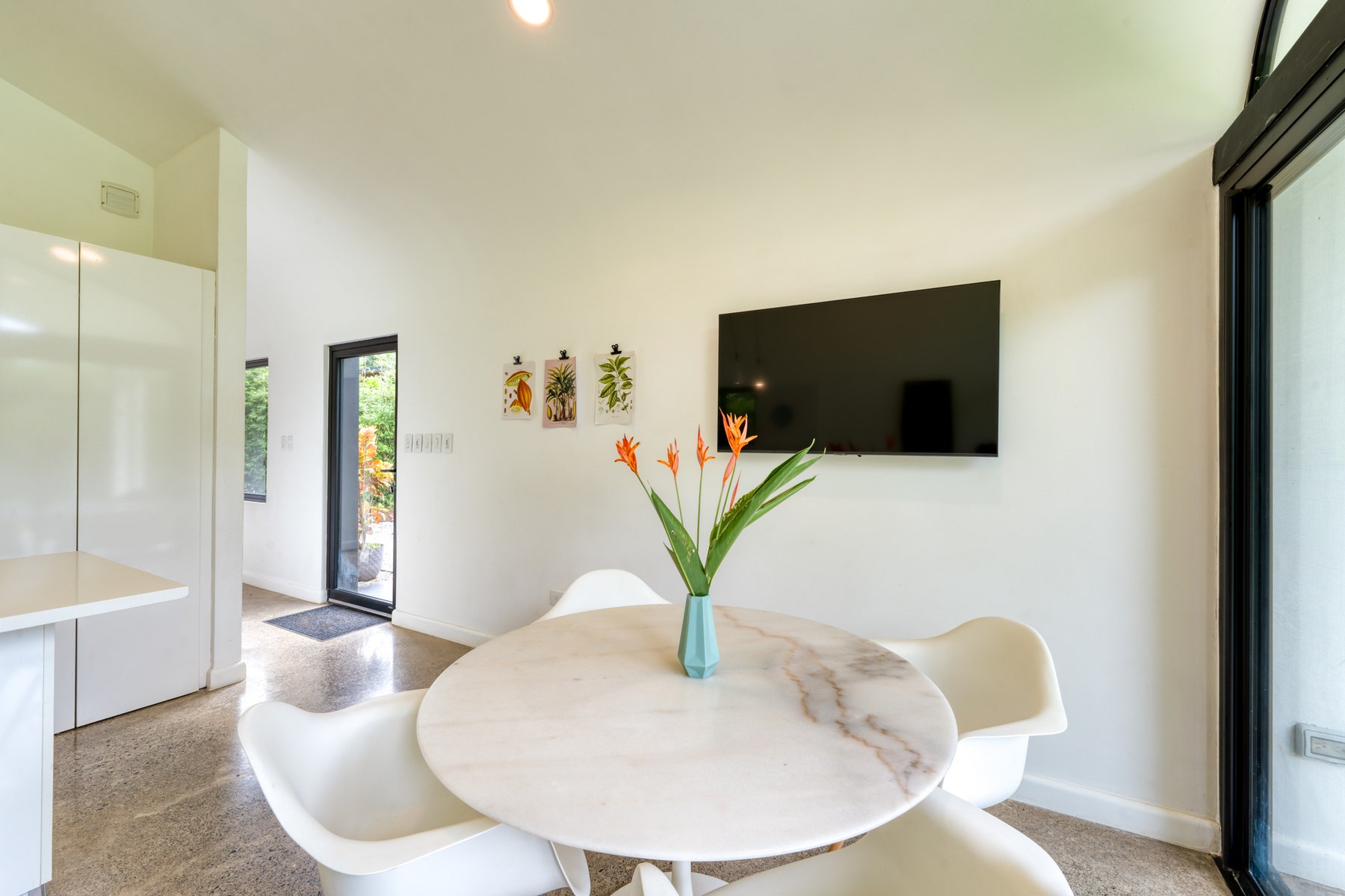 Stylish Modern Eco Villa, Uvita, Dominical, Bahia Ballena, Osa, Puntarenas, Costa Rica 60504 — photo 5 of 5