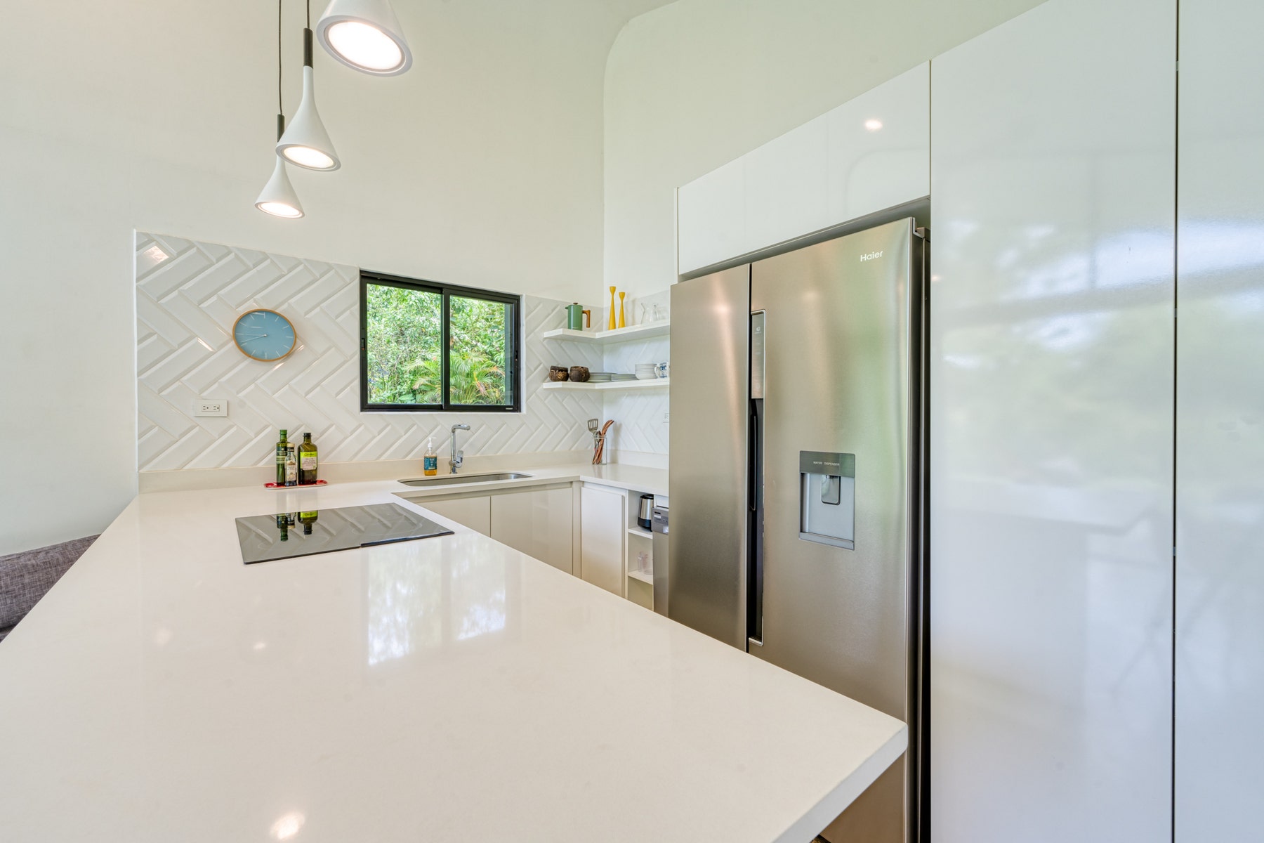 Stylish Modern Eco Villa — photo 7 of 13