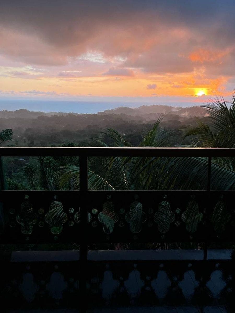 Sunset and Ocean View Home with Pool in Ojochal — photo 14 of 16