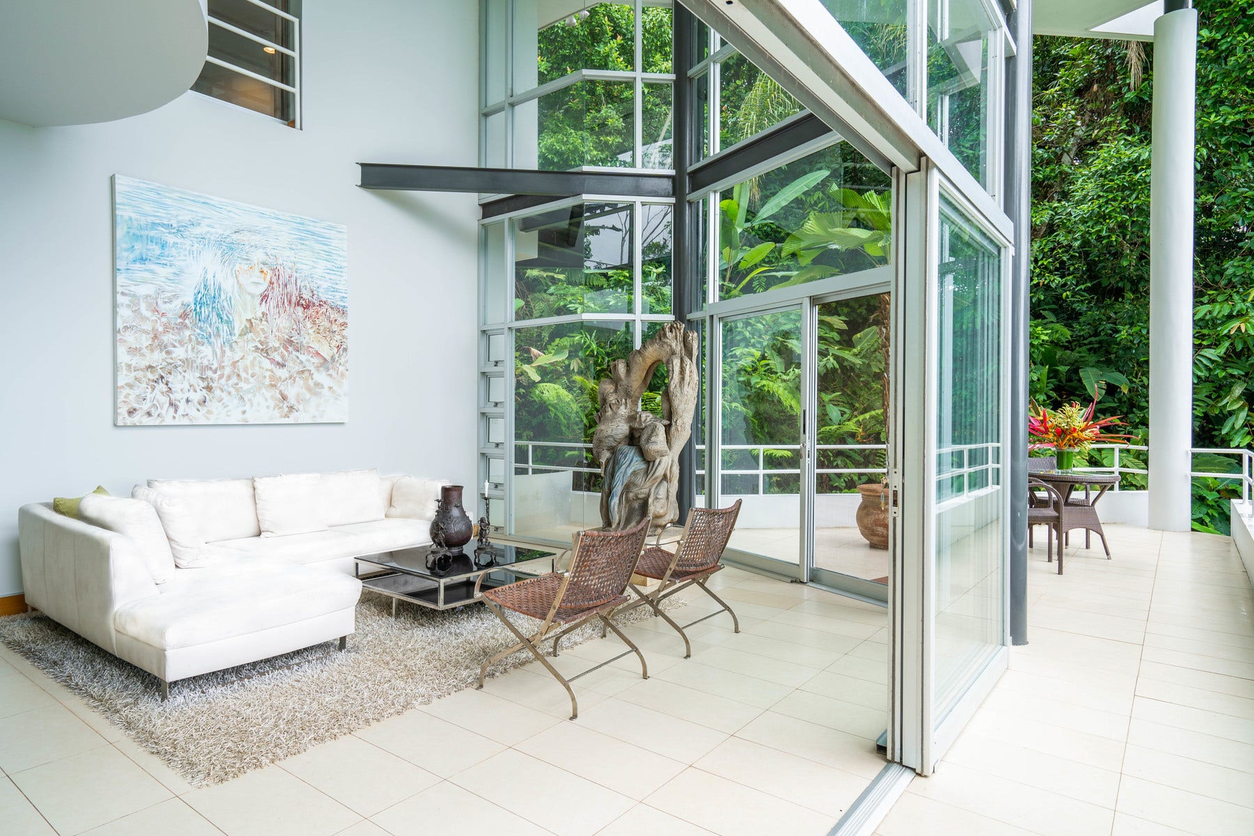 Ocean View, Modern Design — photo 18 of 19