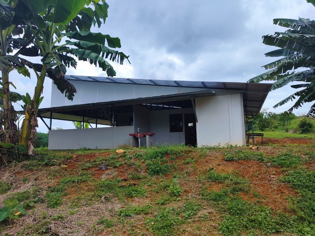 Beautiful Mountain View 8 acre Property — photo 12 of 19